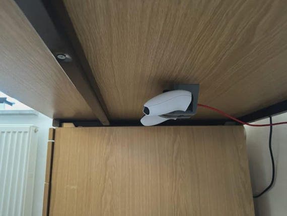 PS5 Controller Holder: Under Table Mount for Wired Controllers thumbnail 3