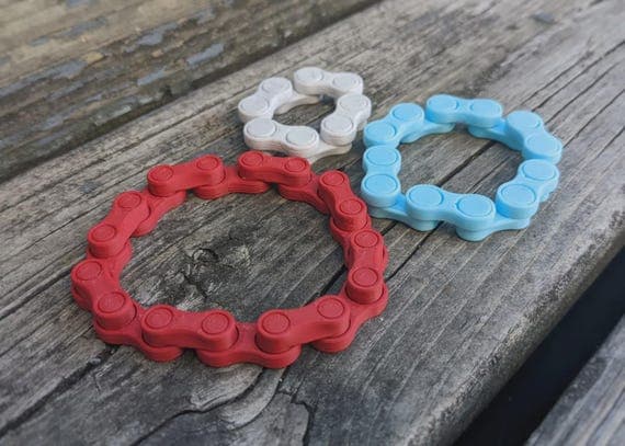 Flexible Chain Link Fidget Toy: Stress Relief, No Assembly