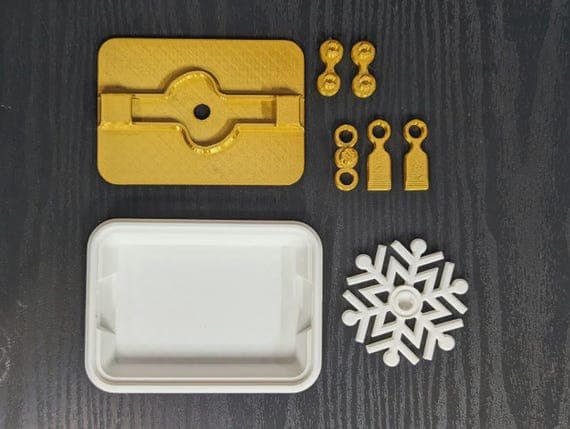 Mechanical Puzzle Box: Interactive Locking Gift Card Holder (3D Printed) thumbnail 10