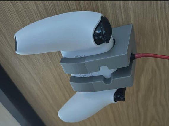 PS5 Controller Holder: Under Table Mount for Wired Controllers thumbnail 4